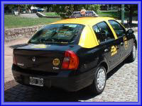 Clientes de flota de taxis carteles y letreros famar.